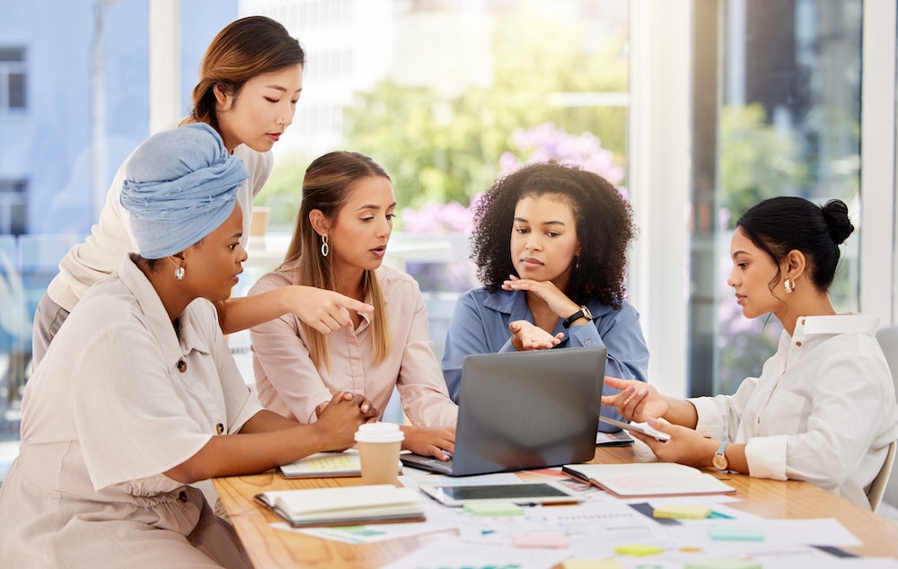 Comment utiliser les médias sociaux pour promouvoir les produits de bien-être et de développement personnel